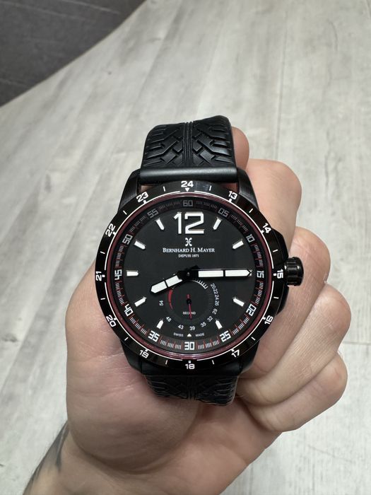 Швейцарские часы bernhard h. mayer