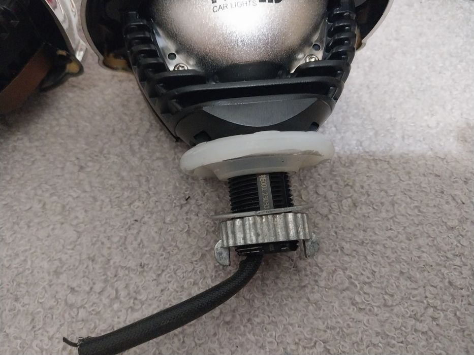 Продам Линзы Би лед