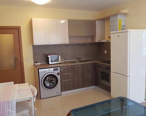 Дава се под наем Тристаен апартамент в София, Манастирски ливади - 80 кв.м за 800 € - Снимка #1