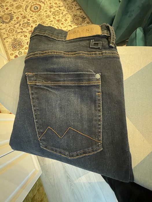 Blugi barbati marimea M