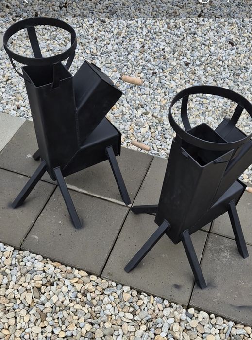 Sobita racheta de curte