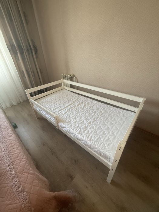 Продам кровать 160*80