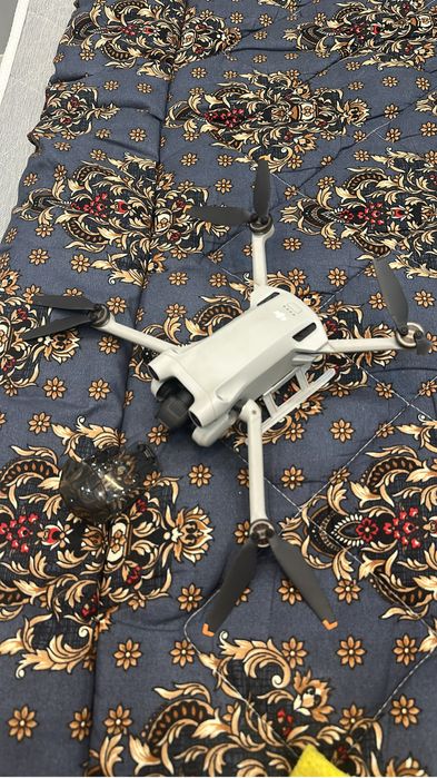 Дрон Dji mini 3 pro