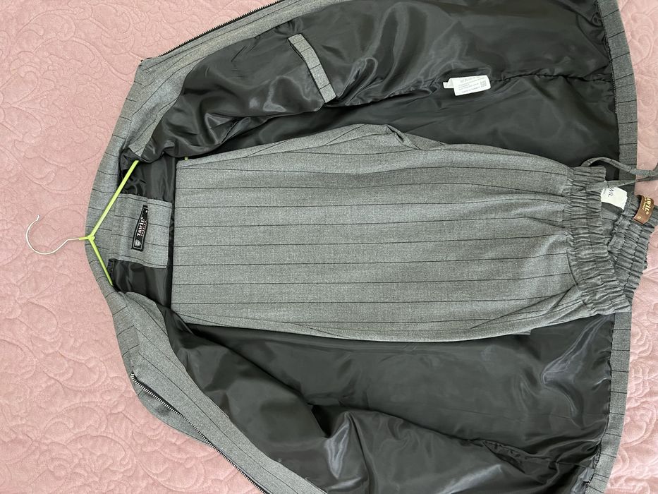 Продам мужской костюм