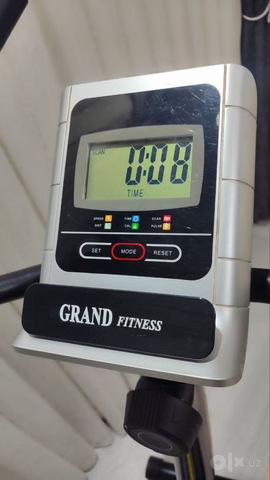 Продам велотренажер Grand Fitness. До 130 кг