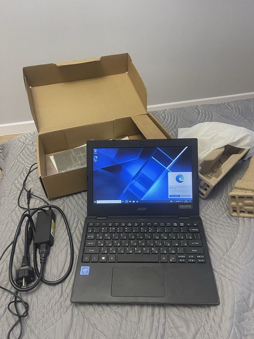 Acer Travelmate B11