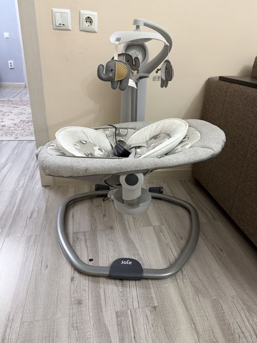 Шезлонг Joie Sirena.