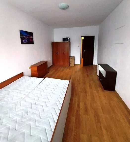 Дава се под наем Тристаен апартамент в Велико Търново, Бузлуджа - 100 кв.м за 382.5 € - Снимка #5