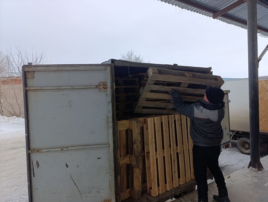 Продам поддоны 80*120см много