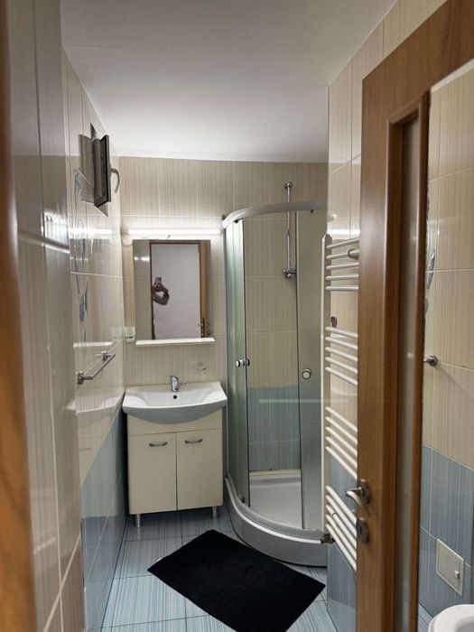 Inchiriez apartament 2 camere