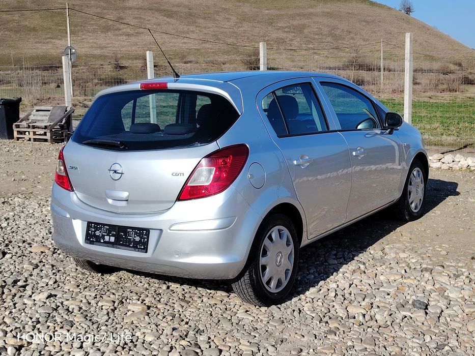 Opel CORSA D 1.3 cdti E4 an 2008 A/C  148.700km