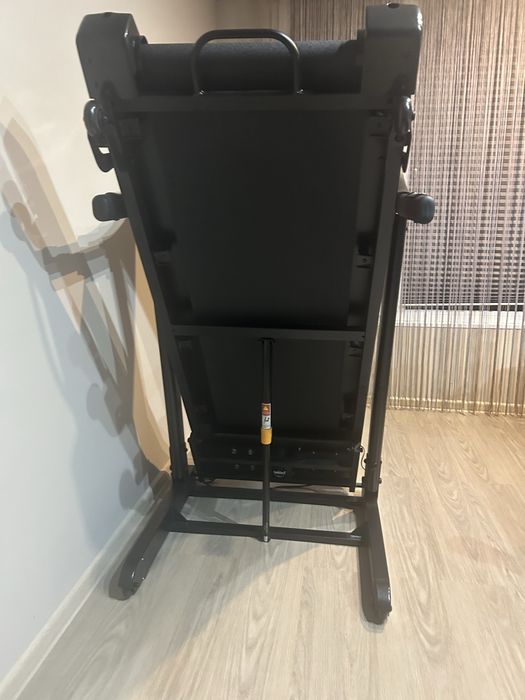 Бягаща пътека TECHFIT® MT180
