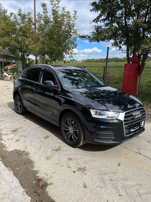 Vând Audi Q3 2016 2.0 de 190CP Qoatro