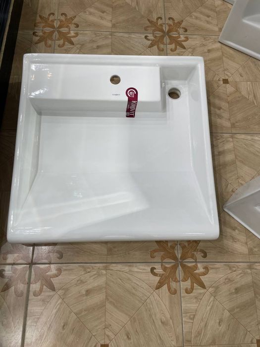 Умывальник над стиральной машиной