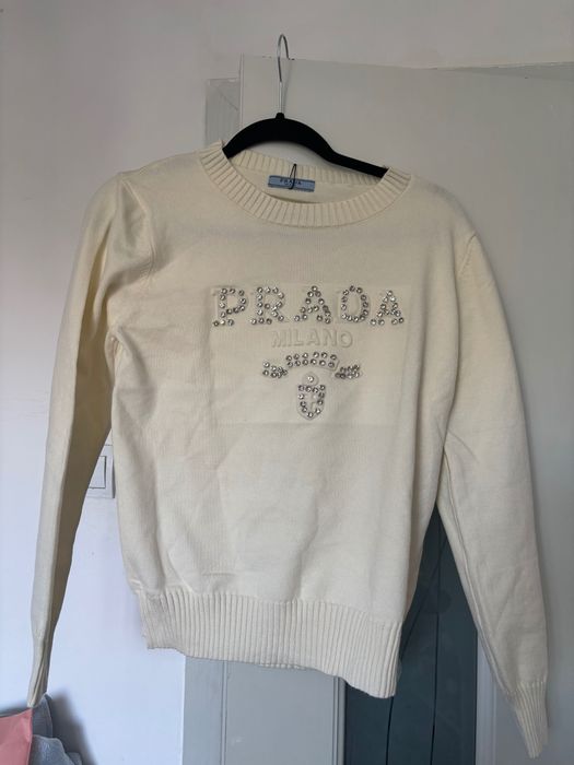 Bluză Prada………….