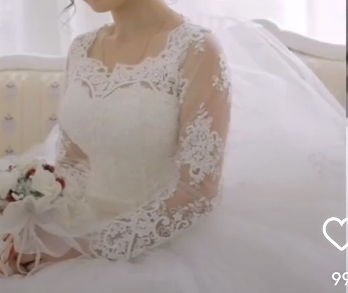 Свадебное платье
