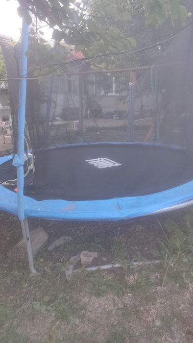 Батут голям / трамплин