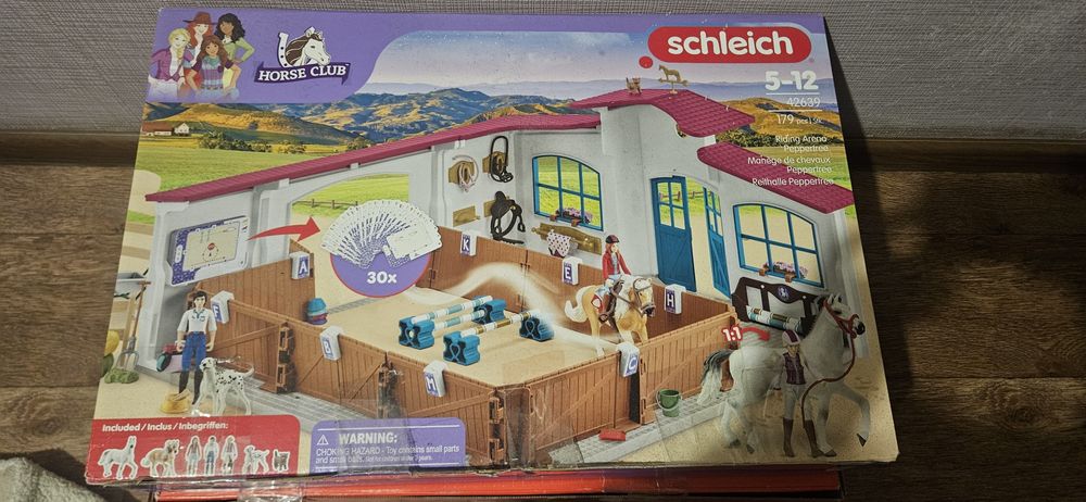 Игровая конюшня Schleich