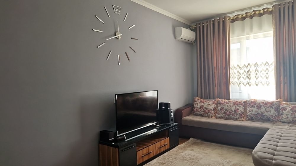 Здается квартира 3 комнатная со всеми удобствами