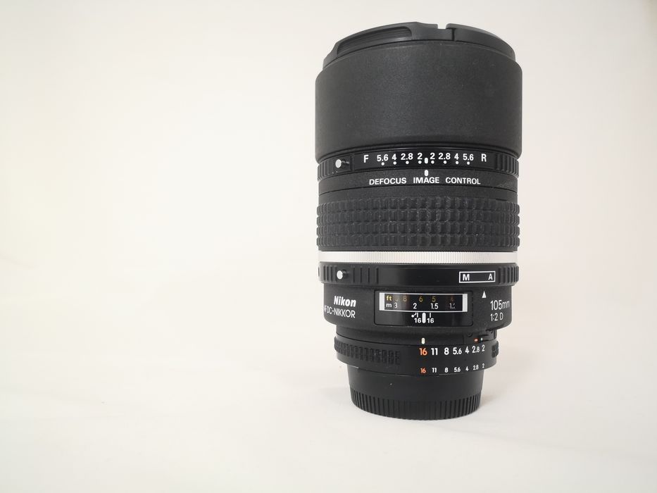 Nikon AF DC-NIKKOR 105 mm f/2 D