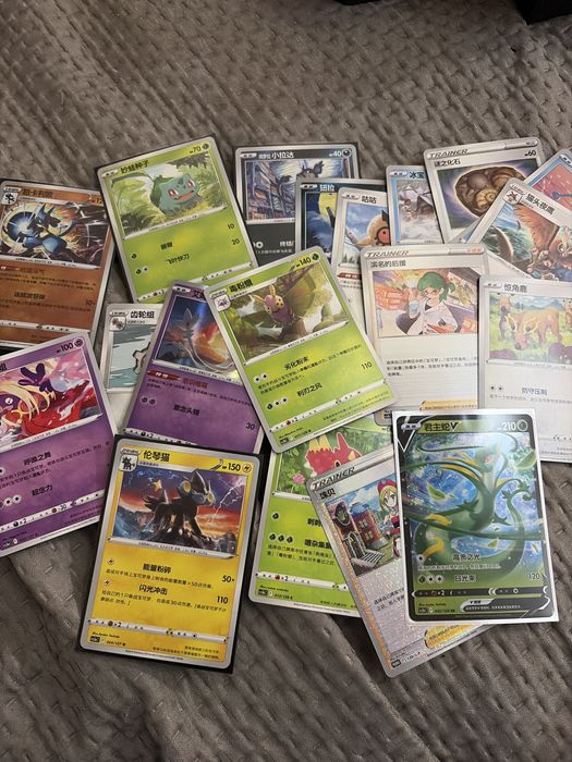 Нови и оригинални pokemon карти