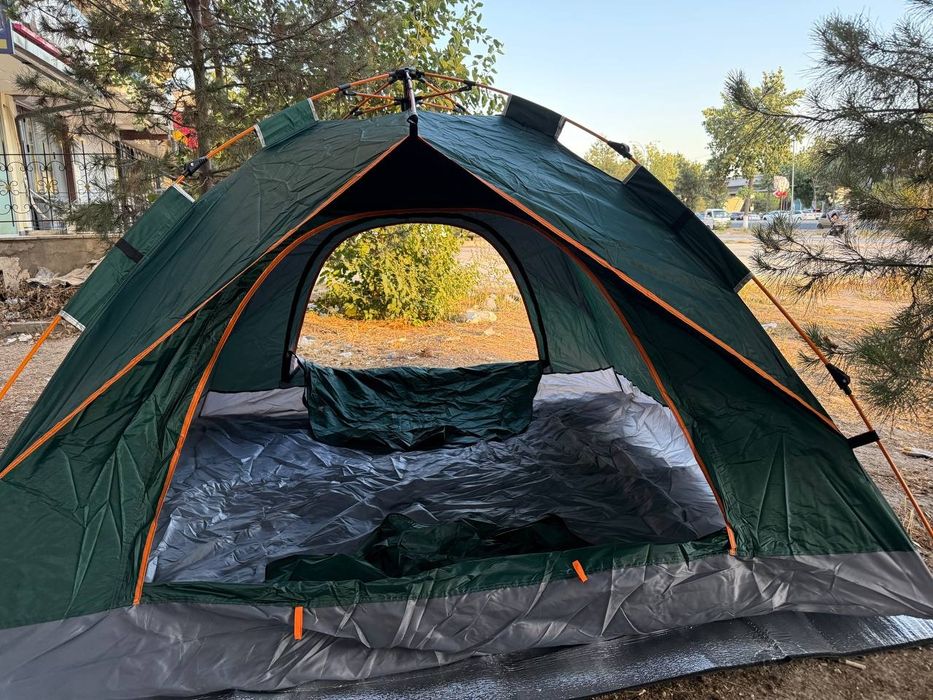 Палатка туристическая для кемпинга и отдыха  бесплатная доставка