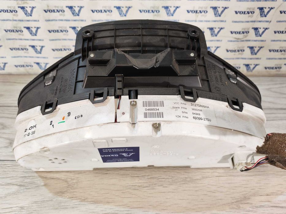 Ceas bord VOLVO S60 V60 V70 S80 XC70 XC60 DIESEL 2008-2013 de Europa