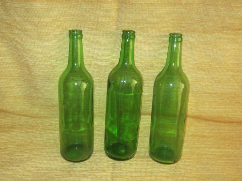 Стъклени буркани различни големини