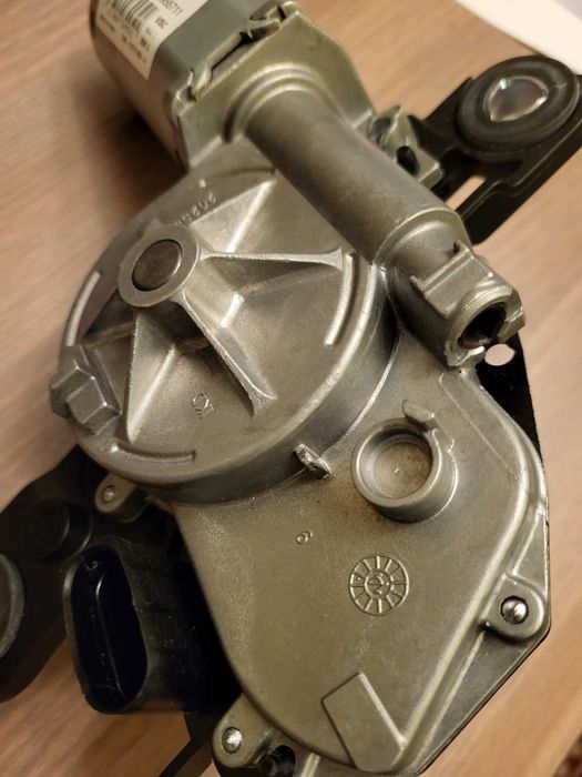 Motoras Stergator Haion 5F4955711 Skoda Octavia 1.6TDI 2012-2022