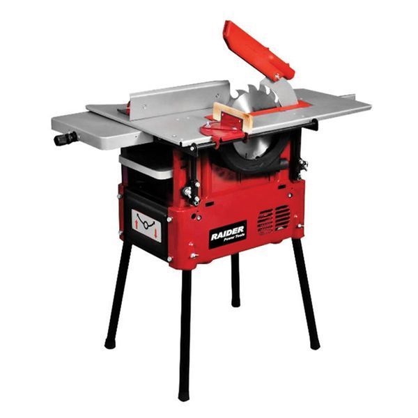 Комбинирана дърводелска машина с функции за рязане, рендосване, фрезов