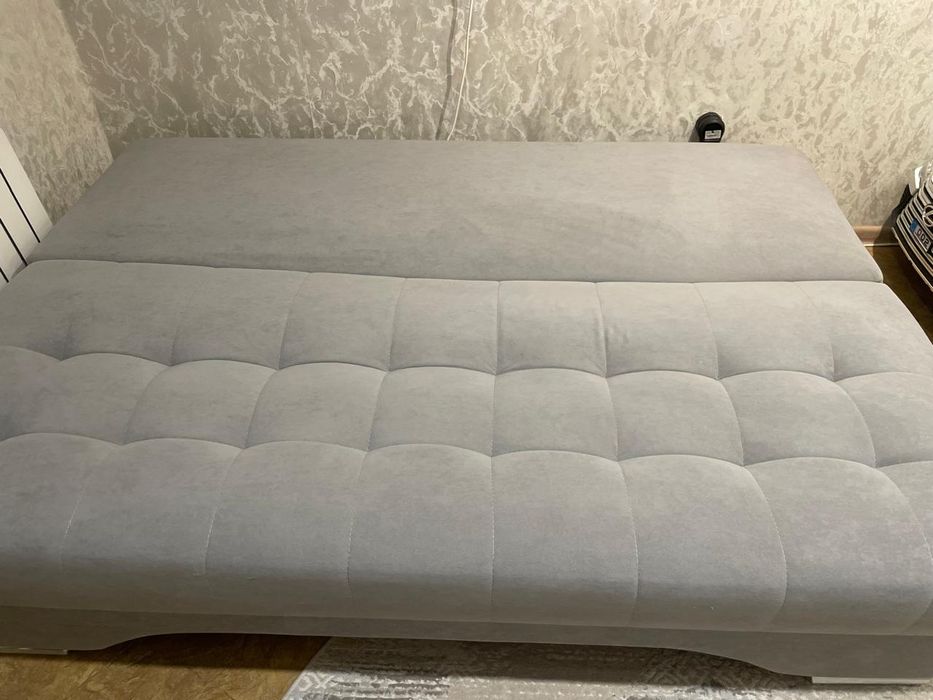 Продам диван почти новый