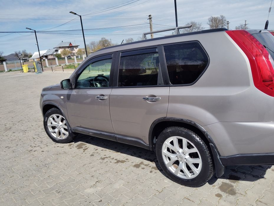 NISSAN X-Trail 2011 — imagine 2