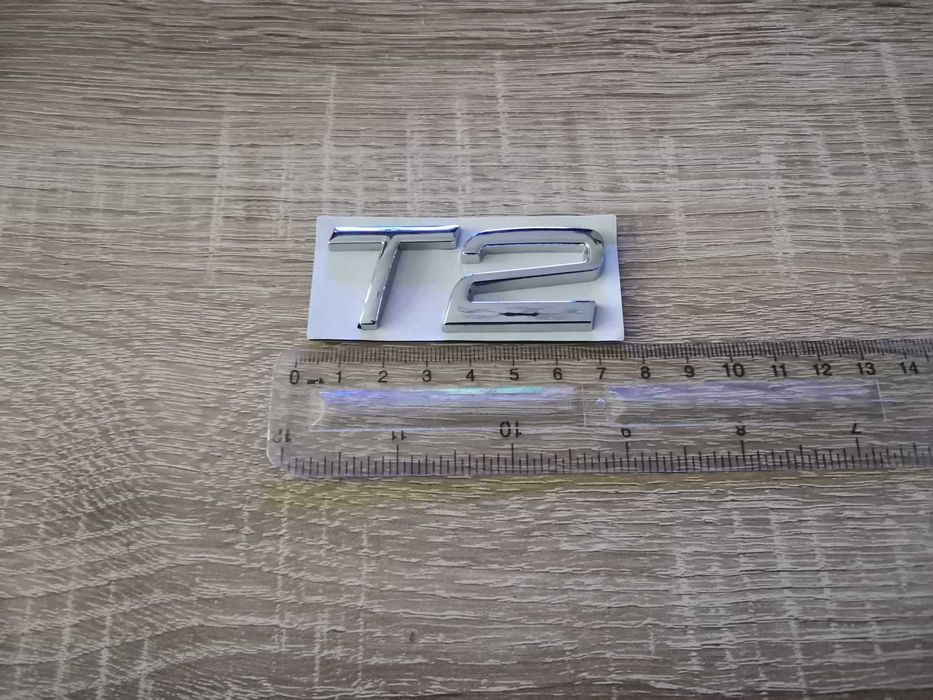 сребристи емблеми Волво Volvo T2