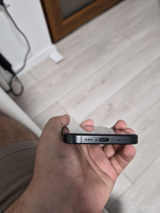 iPhone 15 pro [excelent]