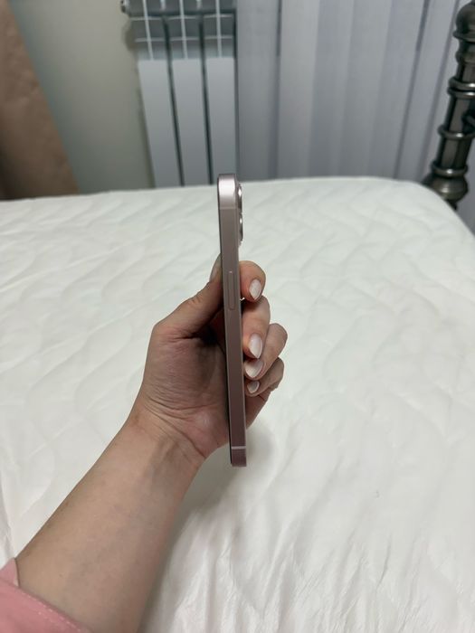 Продается Iphone 13