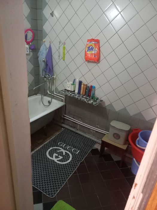 Yunusoboda ijaraga xazaykali kvartira 1 xonasi beriladi yosh oila