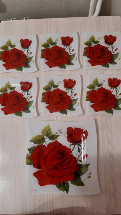 Сервировочные тарелки