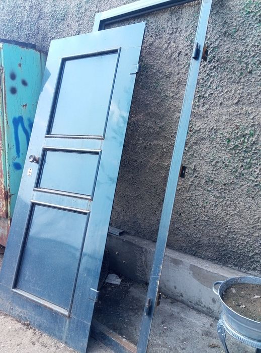 Дверь входная металлическая