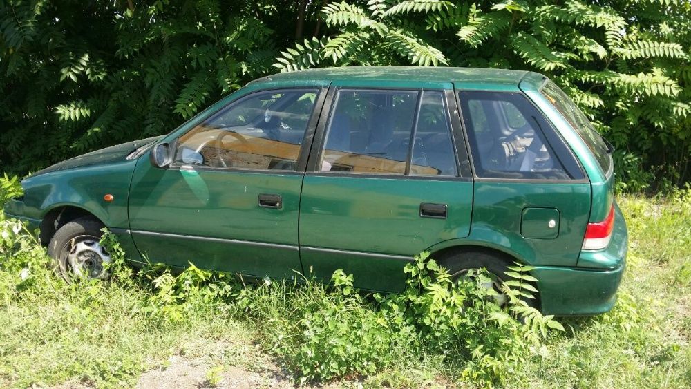 Suzuki Swift и Subaru Justy на части