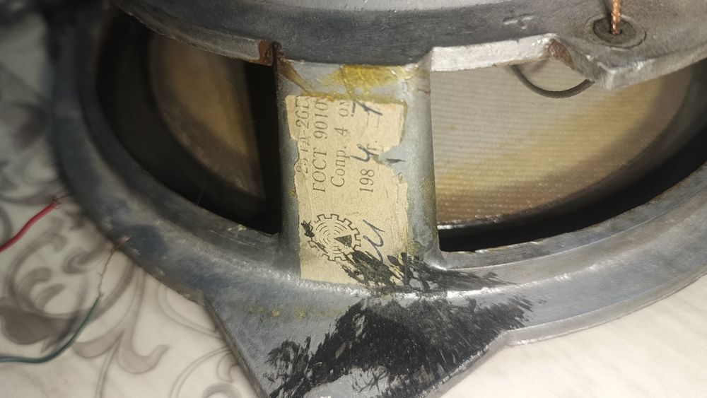 Продам Динамики под восстановление