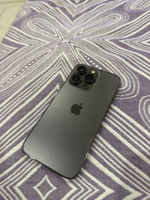 Продам Айфон 13 про 256г