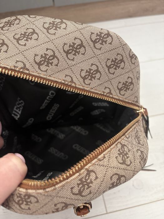 Дамска раница и портмоне