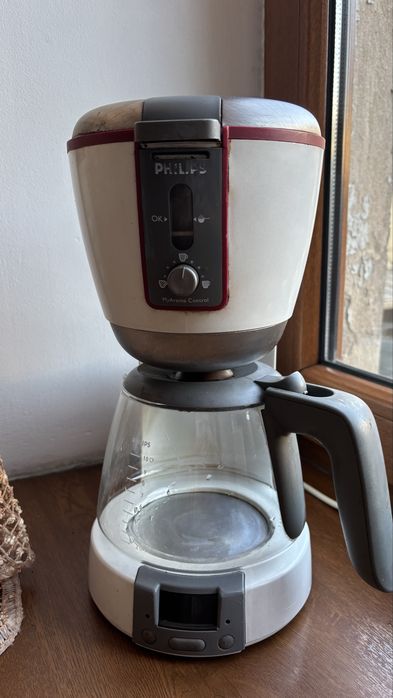 Капельная кофеварка Philips