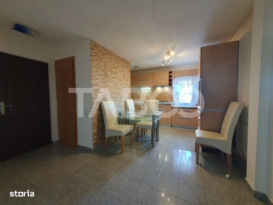 Apartament 3 camere decomandat 80 mp + 2 balcoane zona Teiului