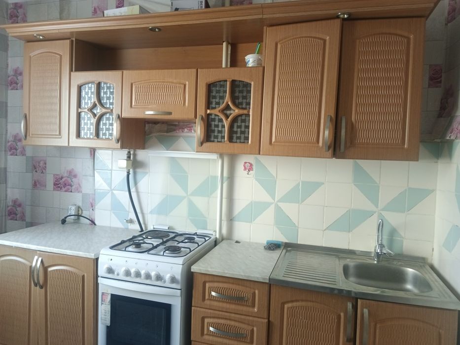 Продается кухонный гарнитур