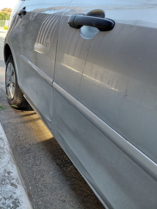 Vând mazda, nu este pentru pretențioși, doar cu transcriere!PREȚ LEI!