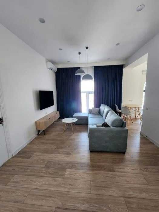 Срочно сдам 2- комнаты  3/5  Мирабадский  метро Айбек