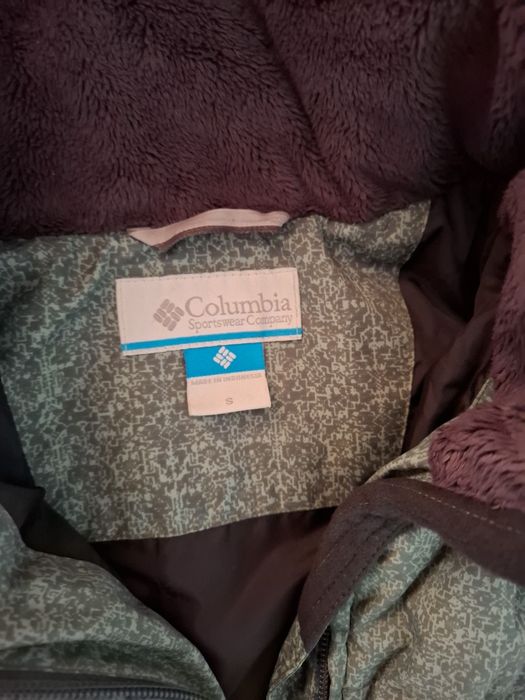 Куртка почти новая коламбия