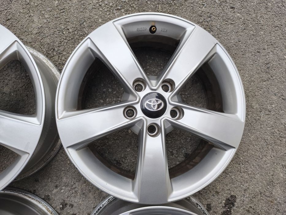 Toyota/Тойота - 16 цола 5x114,3; 4 бр. лети джанти