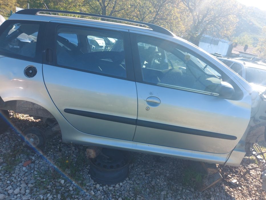 Врати за Пежо 206 SW